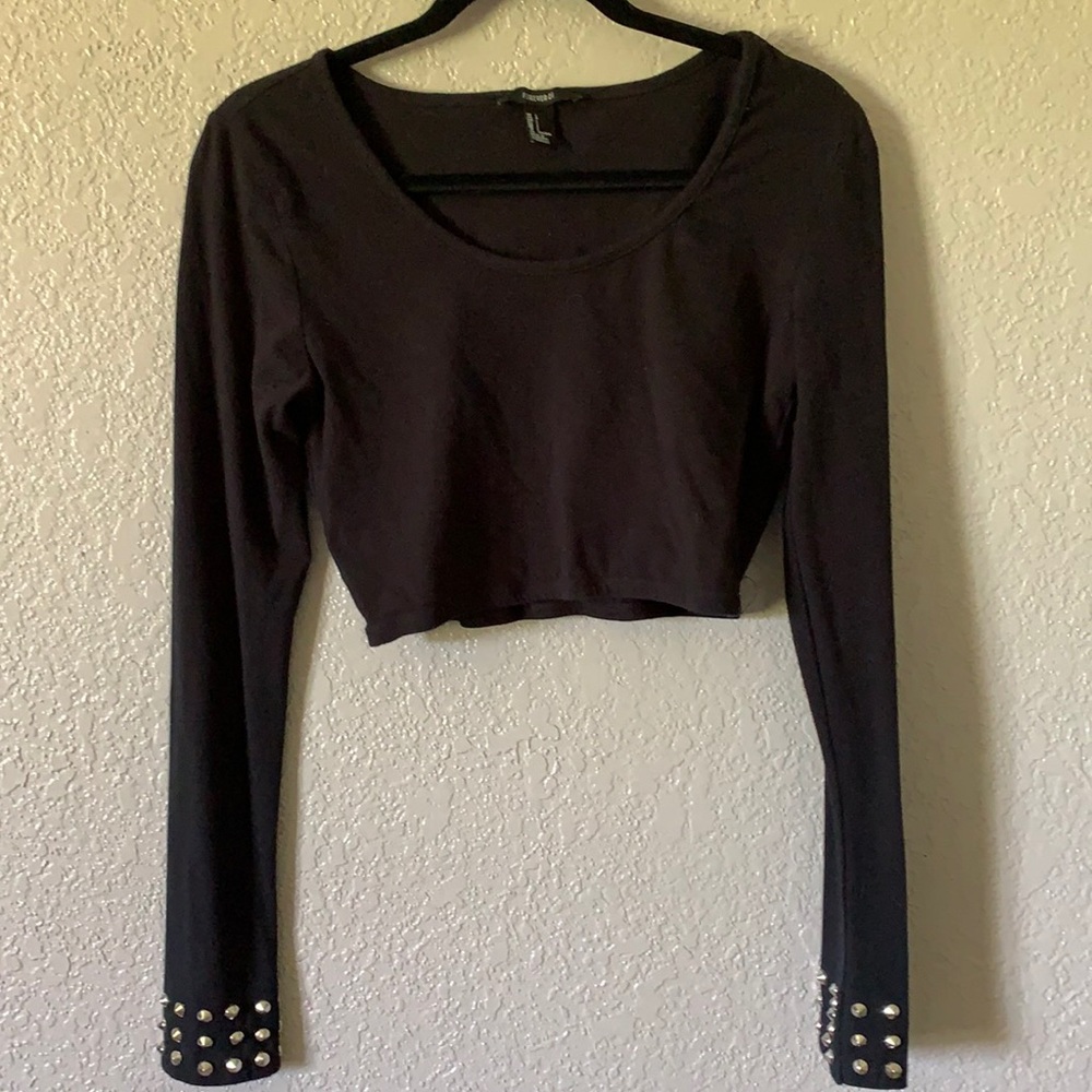 Black long sleeve crop top!